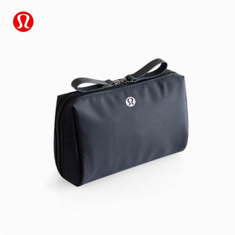 Lululemon Handbags 209